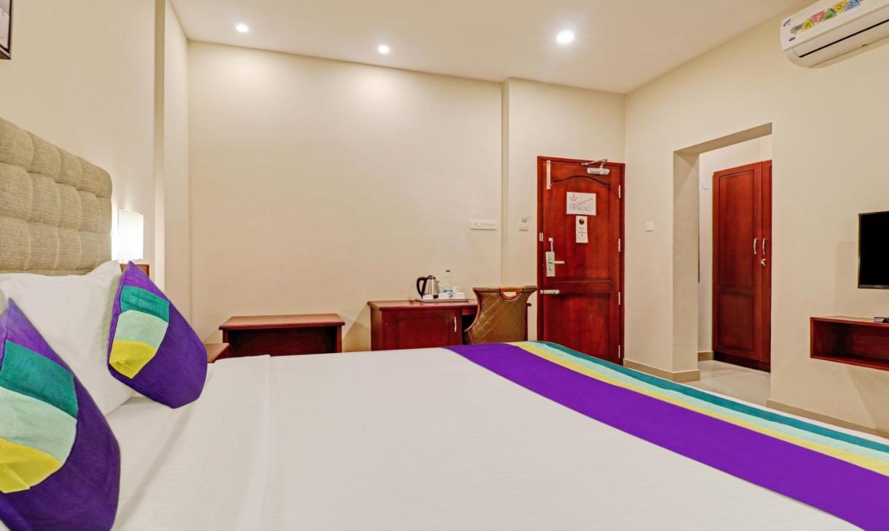 Treebo Tryst Sreepadmanabha Balaramapuram Hotel Kovalam Buitenkant foto