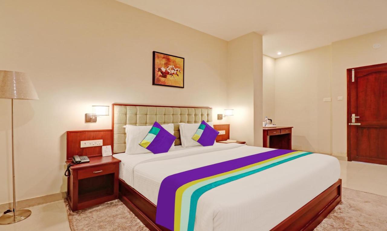 Treebo Tryst Sreepadmanabha Balaramapuram Hotel Kovalam Buitenkant foto