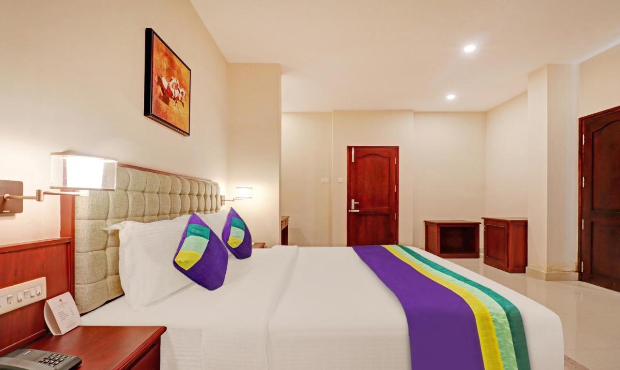Treebo Tryst Sreepadmanabha Balaramapuram Hotel Kovalam Buitenkant foto